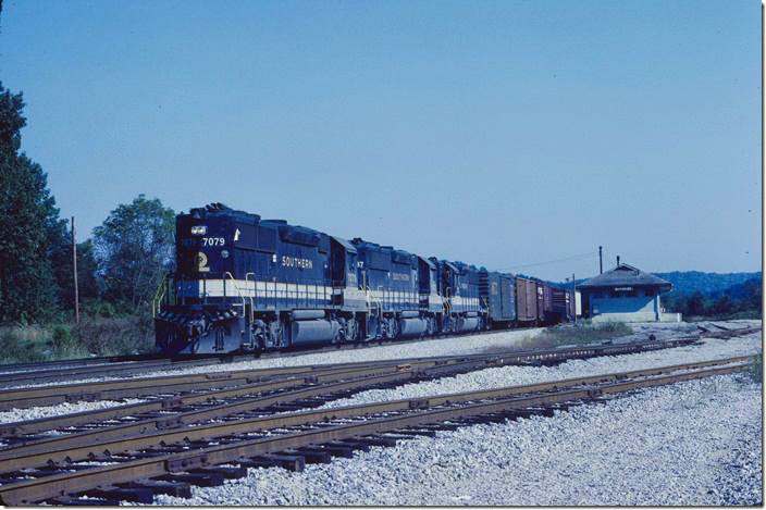 Sou GP50s 7079-7037-7075 on n/b 150 (Chattanooga-Cincinnati) handled traffic destined for the B&O. 10-02-1982. Burnside KY.