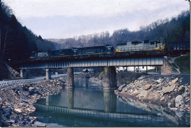 CRR 3006-200-800-2005 head #26 s/b over the McClure River at Clinchco. 04-02-1978.