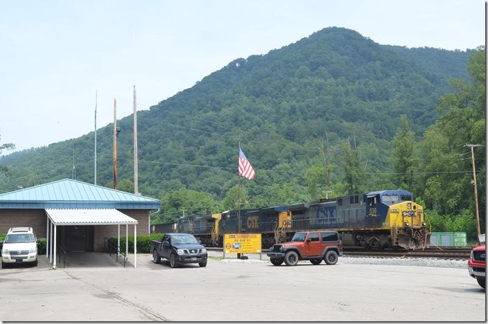 Elk Run Junction yard office near Whitesville on the Big Coal SD. This three-unit set was the only train in the yard, although one was loading at the Sylvester mine at the west end. CSX 536-479-303.