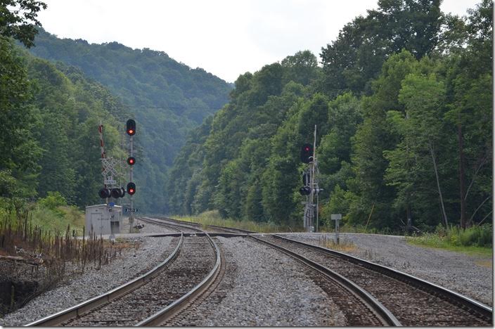 W0001-27 is still in the block. They would soon blink off. CSX signals West End WV.