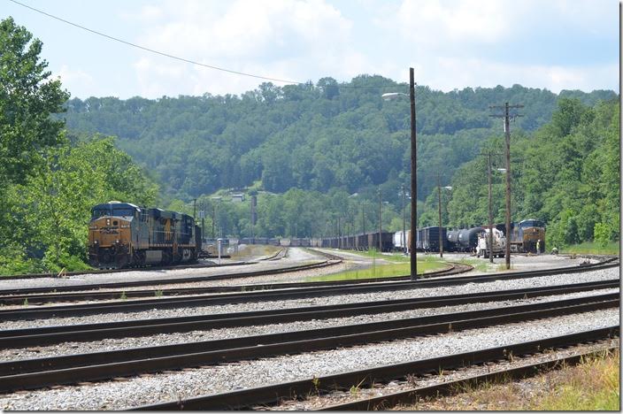 I think they stopped in a few feet for a crew change. CSX 719-720. Grafton WV. 