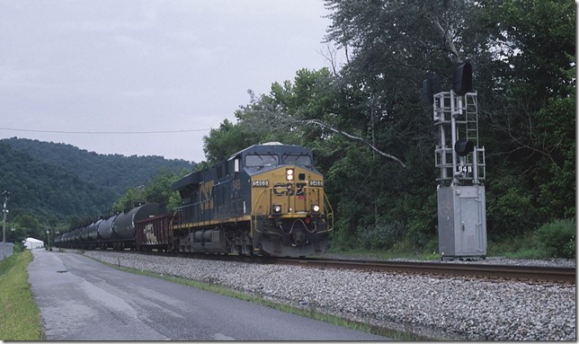CSX 5468 hustles a westbound train of 29 tank cars of anhydrous ammonia at Boldman.