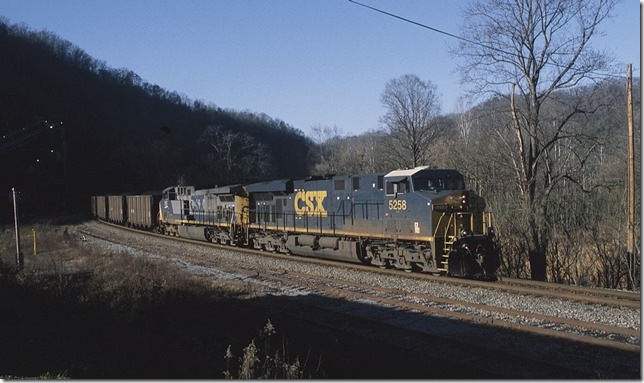 CSX s/b N406-09 behind 5258-157 with 110 GACX, FLCX, CEFX and CITX loads passing Levisa Jct. 