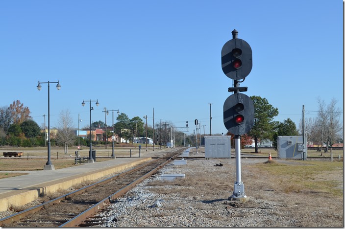 CSX looking north on the former SAL main line toward Hamlet Yard. The depot previously sat in the northwest quadrant on the other side of the East-West Connection. Hamlet NC.