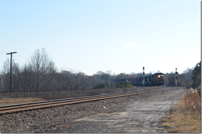 CSX 7781-7921-2026 diverges at “Bridges St.” with Q477-08 (Wilmington-Hamlet). Hamlet NC.