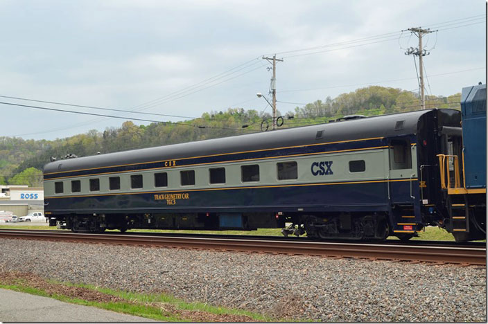 I don’t know the heritage of 994366. You can tell the B&O influenced paint scheme. Looks great! CSX TGC3 994366. Pauley KY.