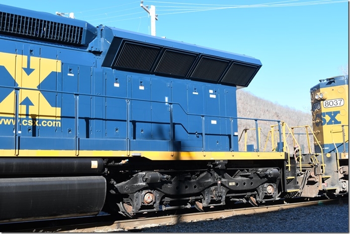 CSX 1727. Shelby KY. Slightly different view.
