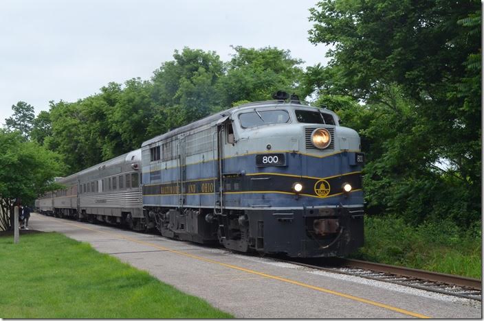 The southbound train arrives Akron on time at 2:30 PM. B&O 800 Akron OH.