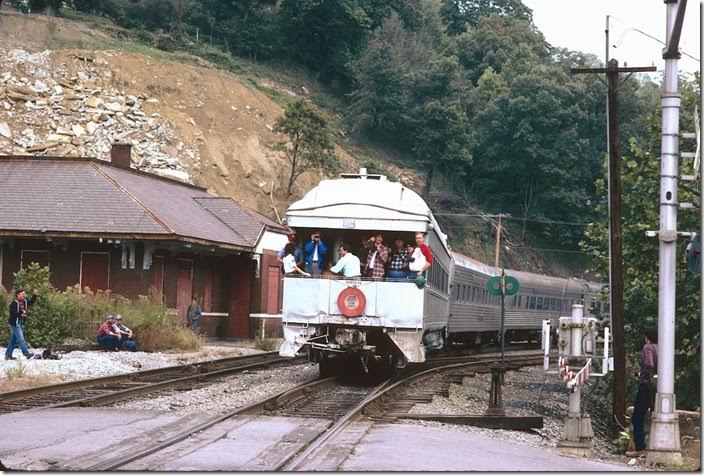 Former AT&SF business car 56 was privately owned. That’s the long-abandoned L&N passenger depot on the left.