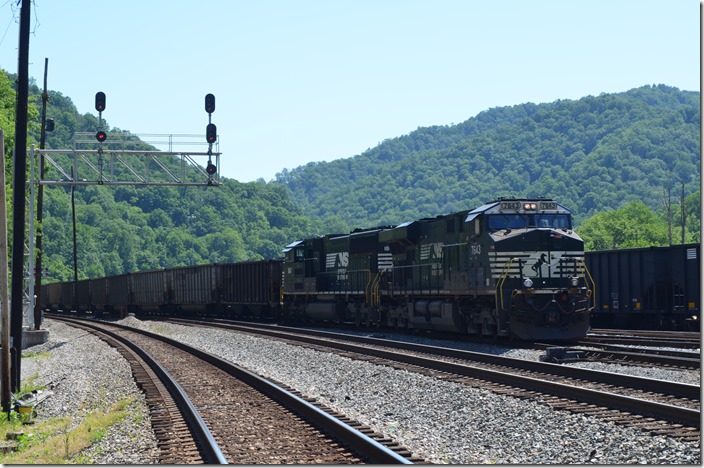 On 06-12 Sue and I decided to take a little trip over to Logan. On the way we stopped at Williamson WV. NS 7643-1847 were arriving at the mouth of Sycamore with 80W-12. This 105-car loaded coal train came from Weller Yard VA, but loaded at “Consol”. It was destined for Baltimore.