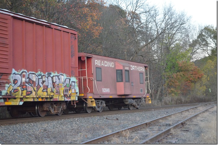 RBMN cab 92846. These trains hustle making the runs that they do. Zeheners PA.