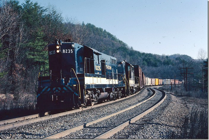 Later in the day we caught ex-TAG 8235 and ex-CG 171 westbound on L&N trackage rights at Whiteside TN. 01-30-1979.