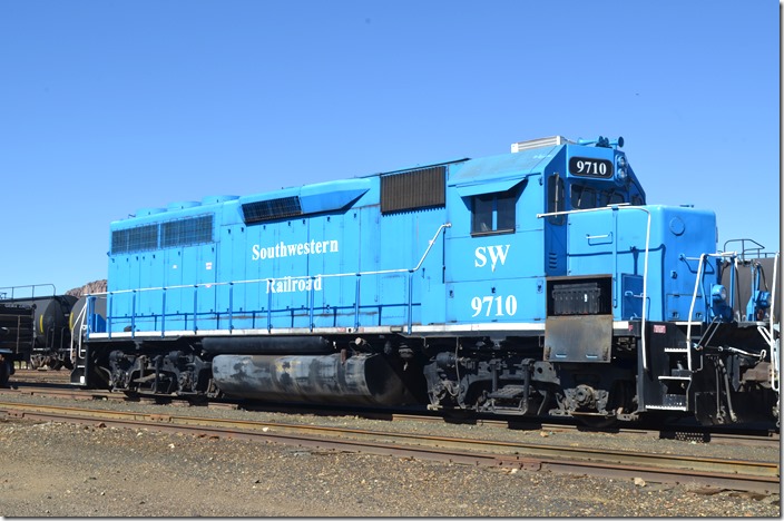 Southwestern RR GP40 9710 is ex-CSX, SBD, SCL, nee-ACL. Hurley NM.