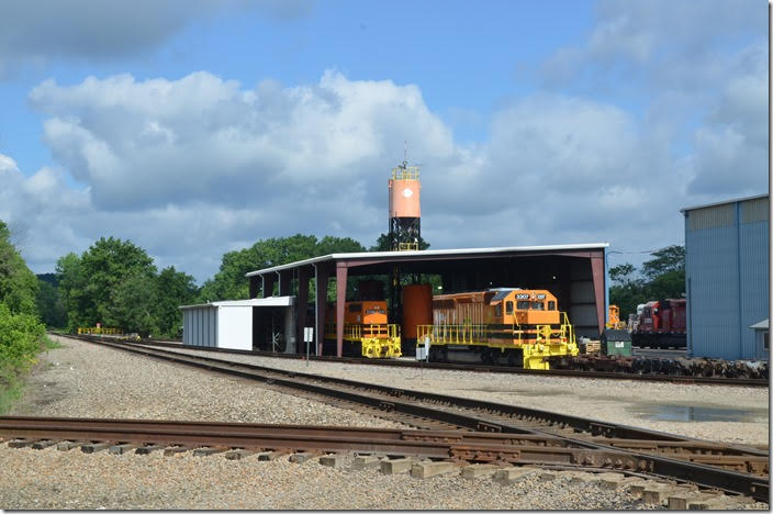 On the way home, Sunday 06-24, we detoured off I-77 to Morgan Run OH. Ohio Central SDs 3307 and 3340 take the day off at the deserted loco shop. The former PRR “Panhandle” is the main line here. It is officially the Columbus & Ohio River (CUOH). The former W&LE is the lesser used line in the foreground. It is officially the Ohio Central (OHCR). Genesee & Wyoming Inc., the parent company, owns or manages 120 railroads. OC 3307 3340. Morgan Run OH.