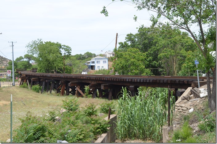 Leaving town toward Miami AZER crosses this neat wooden trestle. AZER trestle. Globe AZ.