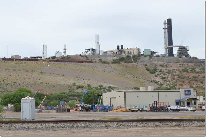 Note the boxcars on the hill. The industry railroad winds around all over the place up there. Look at Google Earth. I recently acquired Railroads of Arizona, Vol. II by David Myrick. He covers Globe-Miami, Superior and Hayden-Ray very well. I’m not going to touch the mineral and railroad history of this area as it is very complicated. I’ve just opened the book and am overwhelmed. Look at Google earth to see the extent of this operation. F-M smelter. Miami AZ.