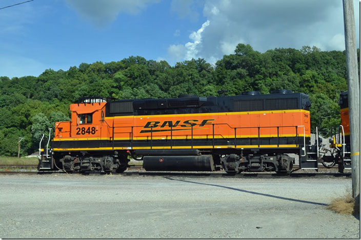 BNSF 2848 is a former AT&SF GP39-2. Chaffee MO.