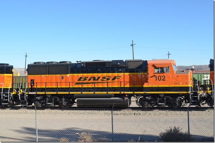 BNSF GP60M 102. Barstow CA.