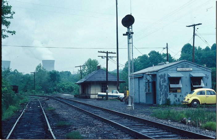 B&O train order office at Lumberport.