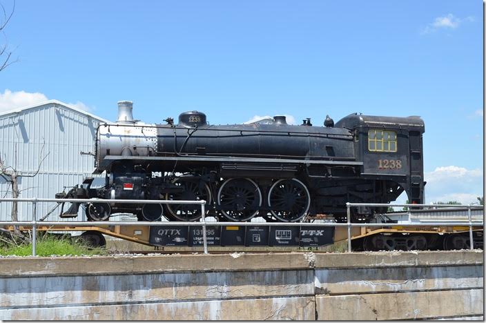 These former Virginia Central Pacifics were on the interchange track between Buckingham Branch and NS. Virginia Central 4-6-2 1238. Waynesboro.