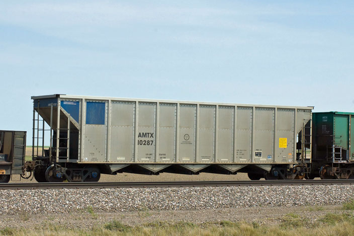 AMTX 10287 on BNSF Sand Hills Sub at Berea NE. 08.16.2006.