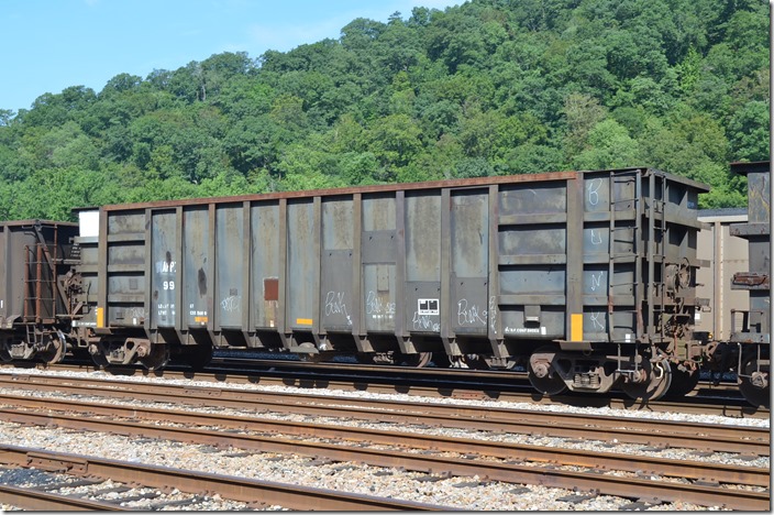 APPX gon 99 (Appalachian Railcar Services), built 10-1977, rebuilt 09-1990. In scrap tie service at Shelby KY, 07-25-2015.