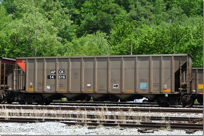 APOX (Alabama Power Co.) 14316 is at Martin KY, on 05-11-2023. It has a load limit of 236,500, a volume of 4,200 cu ft and was built by Freight Car America at Danville IL, in 07-2005.
