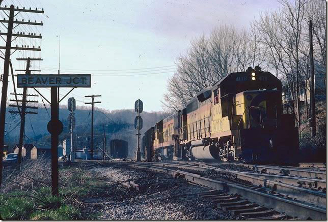 C&O 4178-8123 w/b off E&BV SD entering Big Sandy SD at Beaver Jct. (Allen). 04-1978. E&BV SD Martin.