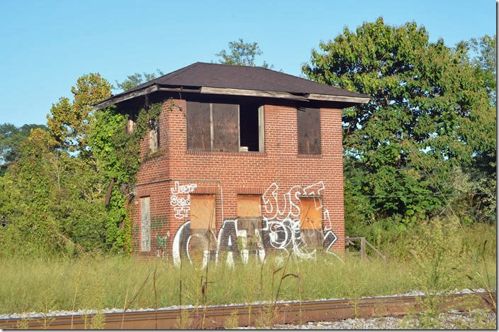 Abandoned ND Cabin, Twelfth St. or N&W Crossing. The old N&W main between the union station and Island Yard crossed the C&O here. Lynchburg.