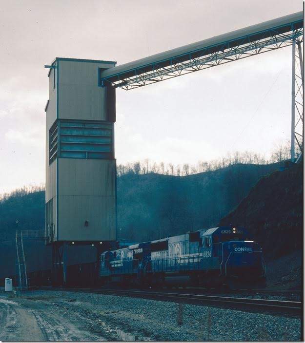 Conrail SD60 6826 with 6633 on mine run WSDI-40 start loading at High Power Mountain mine on the Jones Industrial Track.