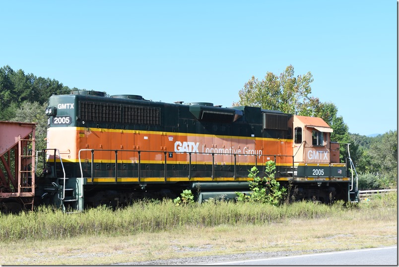 TVRM now owns GMTX GP38 2005. This unit and the 2004 were rebuilt by National Railway Equipment for BNSF. The info I have indicates they were originally Penn Central 7855, built 06-70, but it is also conflicting. Copperhill TN.