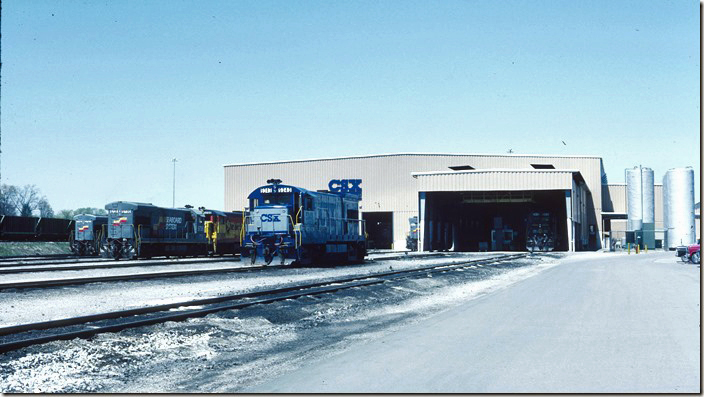 CSX 5343 at the south end of the shop. L&N Corbin KY.