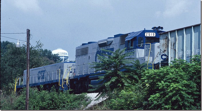 CSX 2519 GP38-2 and slug 1021 work the east yard. CSX Corbin KY.