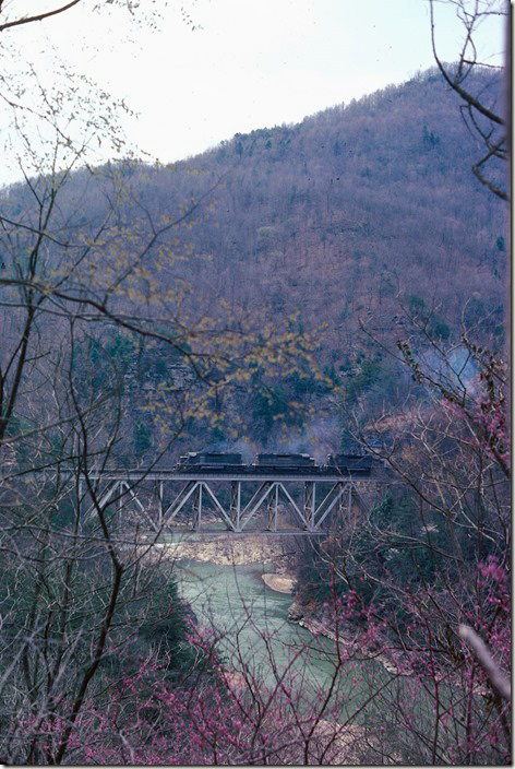 CRR 3017-3002-3024 takes #26 out this day. The train has 42 loads, most if not all are from the C&O that will be dropped at Dante for weighing. 03-20-1976. Pool Point.