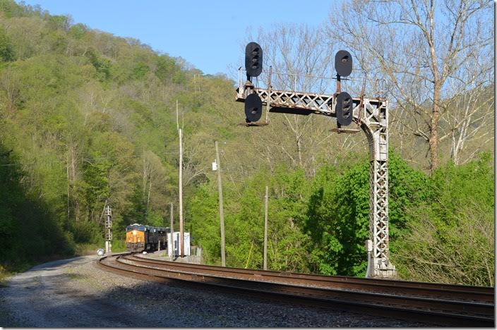 Early the next Saturday morning, 04-28-2018, at FO Cabin. CSX 3027-3053-3361 have 100 empty hoppers (a rarity these days around here) on eastbound U209-28.