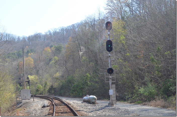 CSX signal FO Cabin KY medium clear. 03-28-2020.