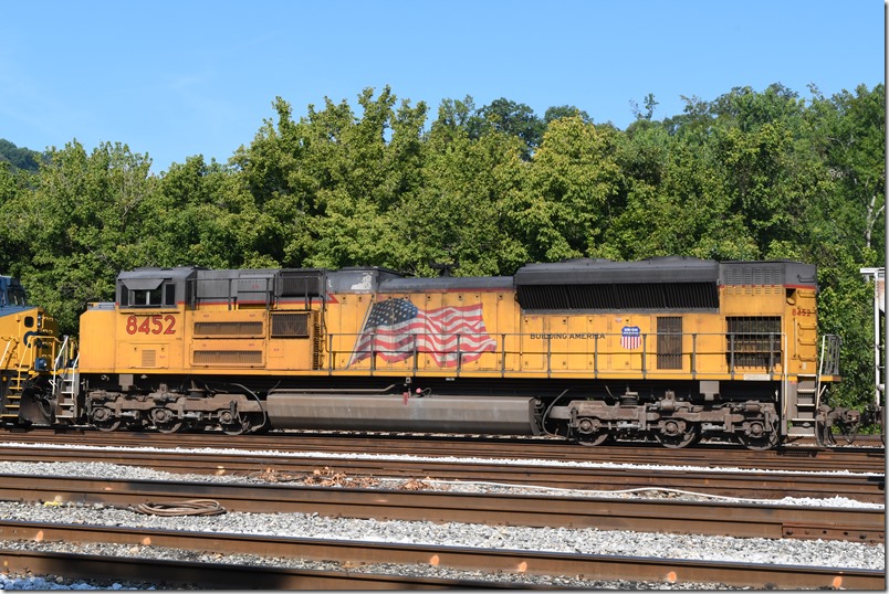 UP 8452. View 2. Shelby KY.