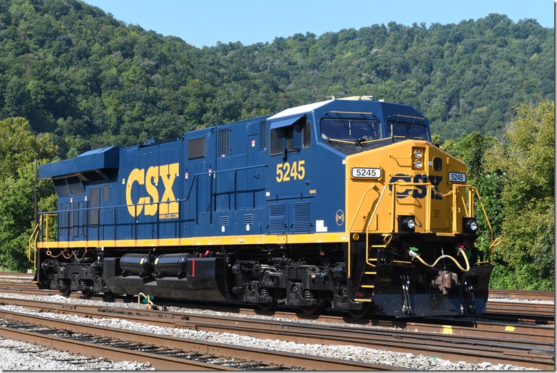 We saw CSX 5245 the day before parked in the same spot. I wouldn’t want to get it dirty either. 08-25-2024. Shelby KY.