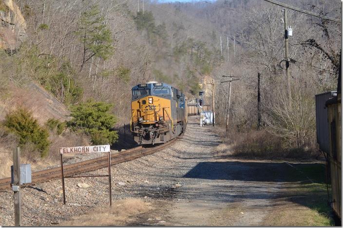 N760’s speed has slowed appreciably. I can hear the train climbing through the yard and into the Breaks gorge. But there is no one to wave at me. CSX 980-561. Elkhorn City.