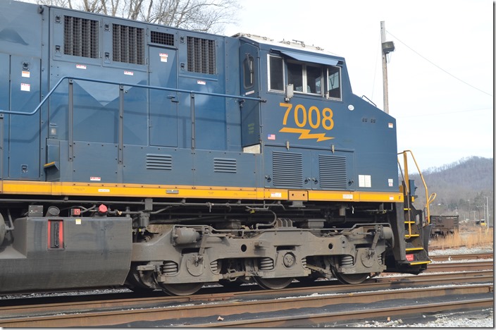 CSX CM44AC 7008. View 3. Shelby KY.