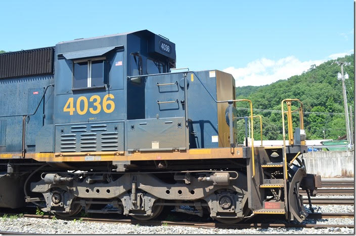 CSX 4036. View 4. Danville WV.