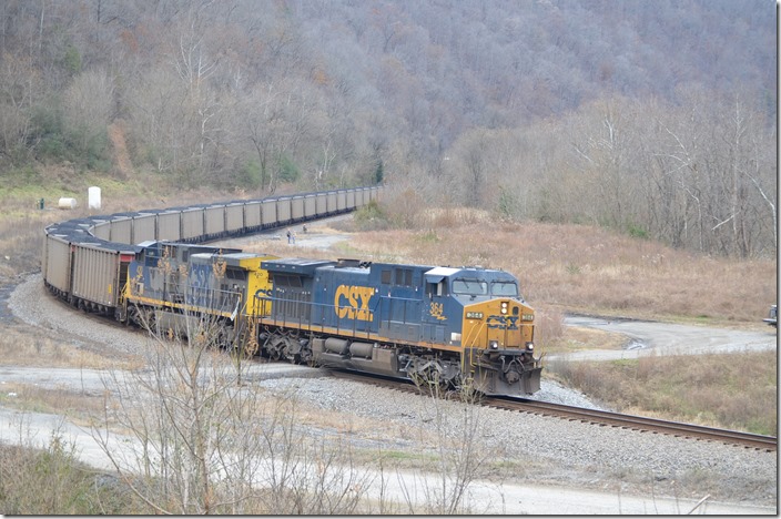 CSX 364-420 FO Cabin.