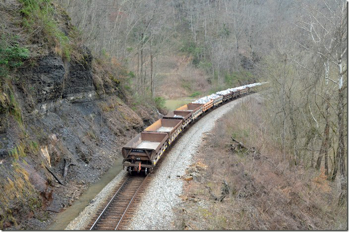 Looks like a few of the cars were dumped. 03-21-2020. CSX 4536. Prestonsburg KY.