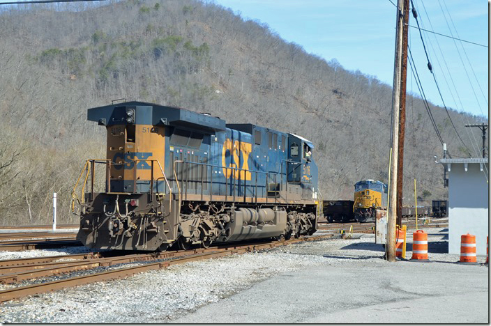 CSX 5116. View 2. Shelby KY.