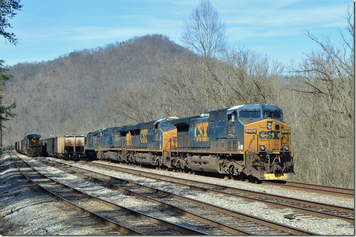 CSX 5116-896-574-4047 K429-28 heads for Kingsport. Shelby KY.