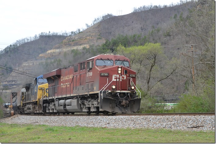 CP 8799-CSX16. Elkhorn City KY.