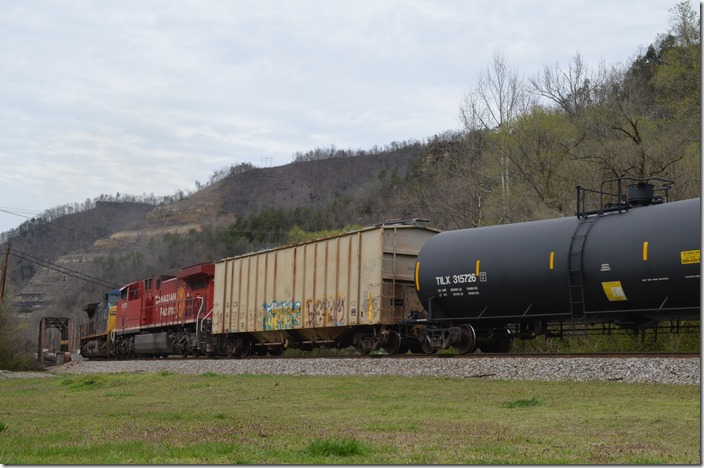 CP 8153-CSX372. Elkhorn City KY.