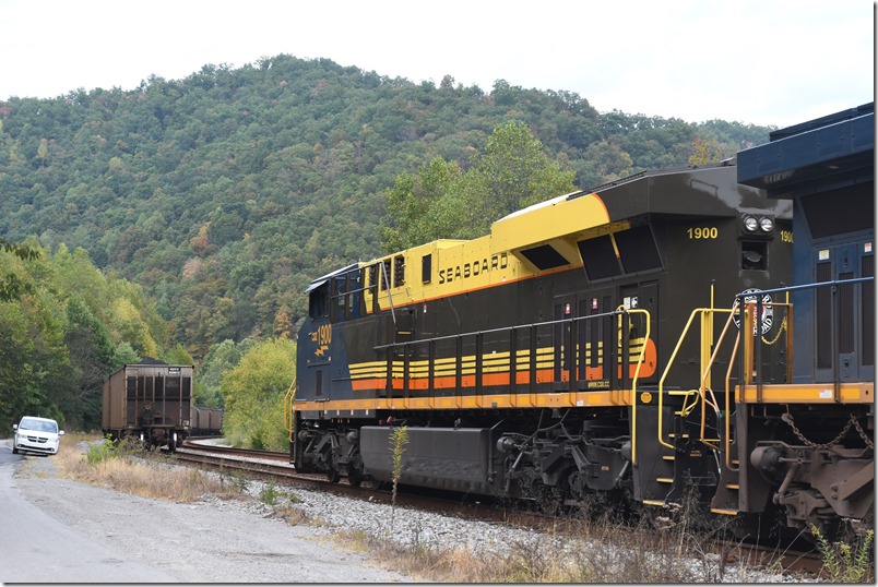 Ready to couple up at Beaver Jct. CSX 1900.