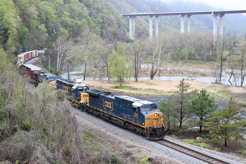 L201-10 approaches Elkhorn City.