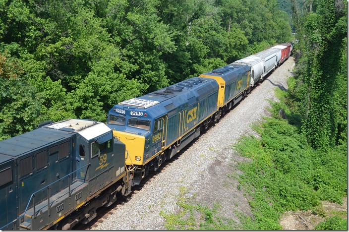 CSX F40PH-2 9993-9998. Prestonsburg KY.